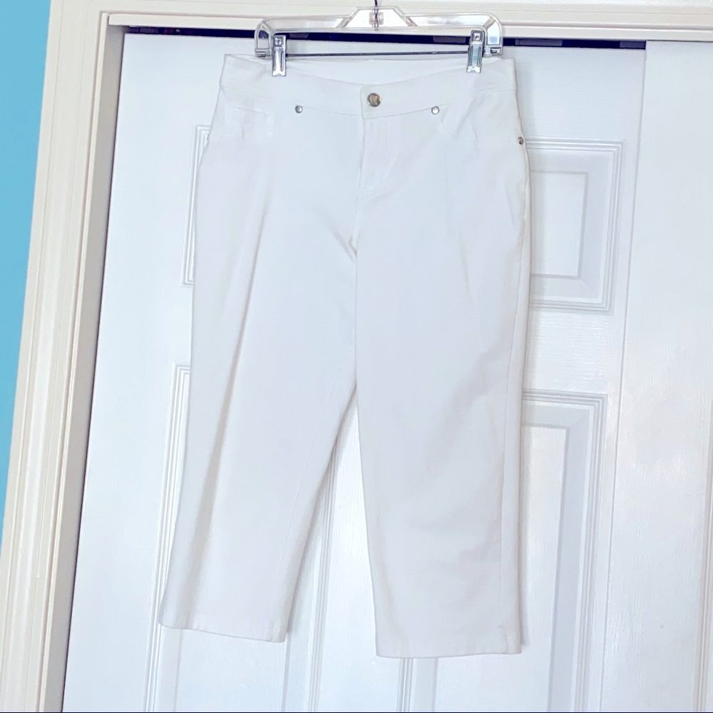 Women With Control stretch capris Sz XS
